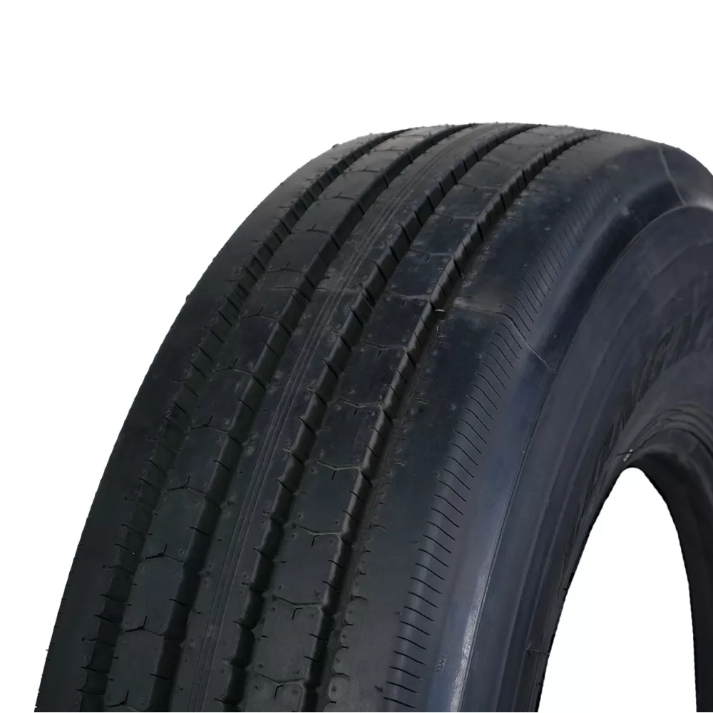 Грузовая шина 295/80 R22,5 Long March LM-216 18PR в Александровске