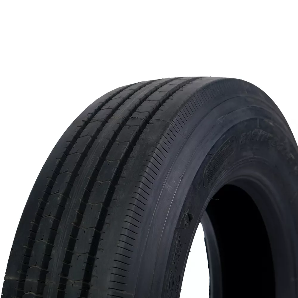 Грузовая шина 215/75 R17,5 Long March LM-216 16PR в Александровске