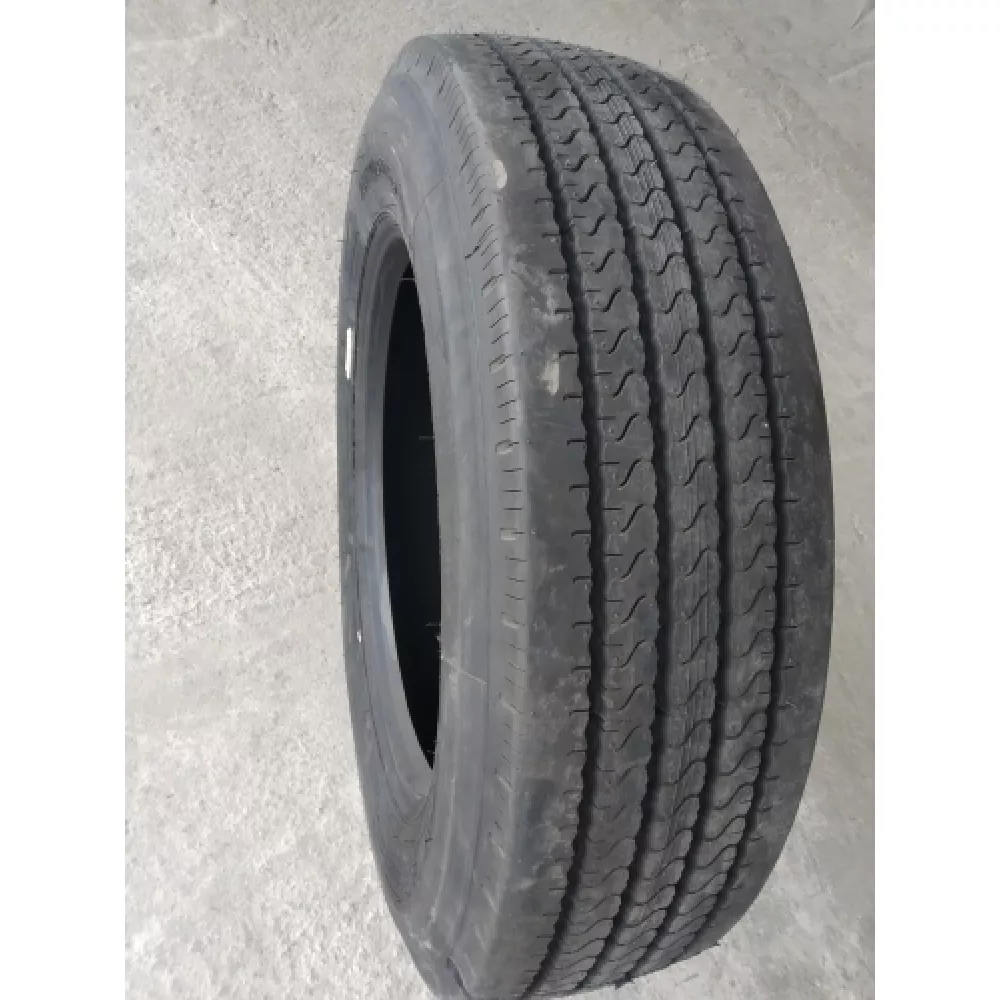 Грузовая шина 255/70 R22,5 Long March LM-120 16PR в Александровске